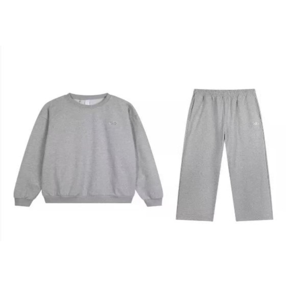 ALO Grey Crew Neck Straight Suit